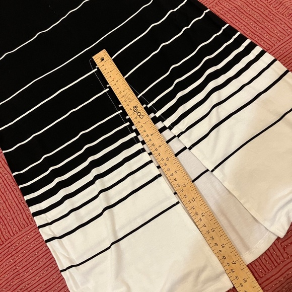 Dalia small women’s Black and White Striped Pencil Skirt - Picture 13 of 16